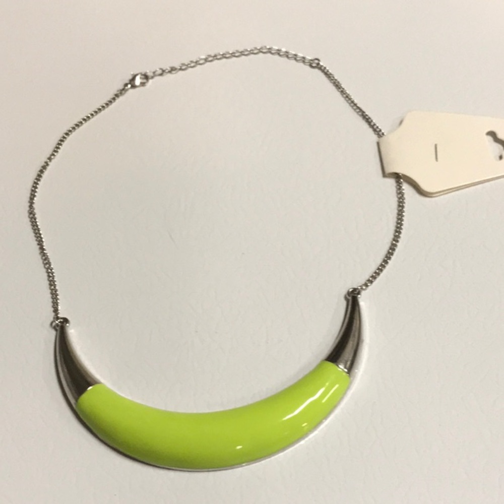 Metal Necklace in Green apple crescent moon shape